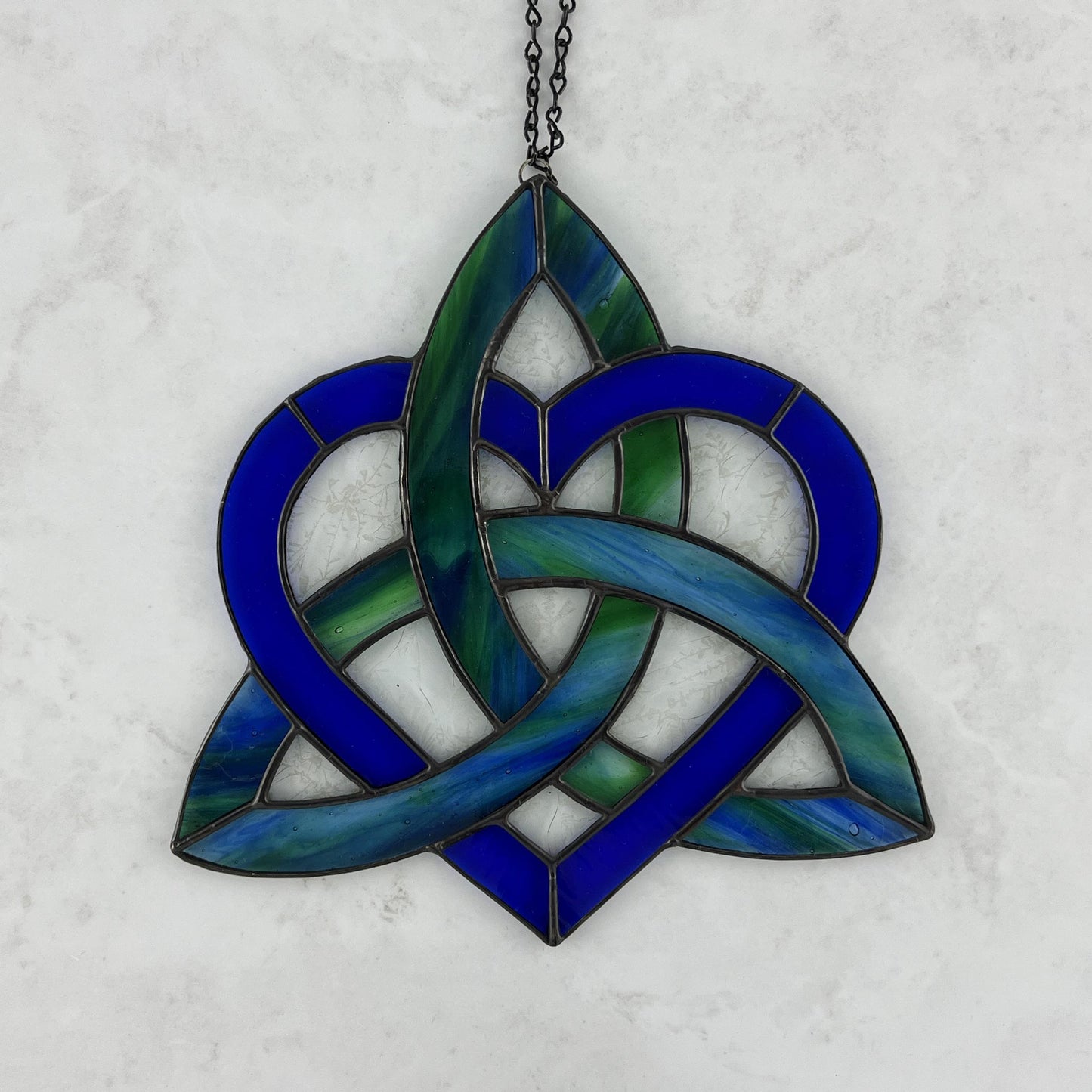 Celtic Triquetra Heart (Celtic Sisters Knot) Suncatcher - Blue/Green