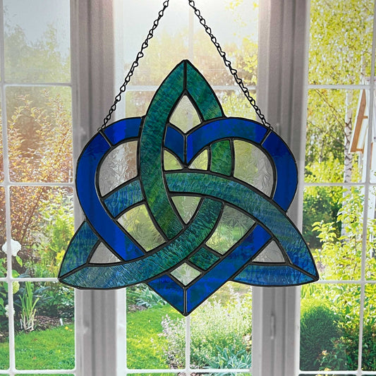 Celtic Triquetra Heart (Celtic Sisters Knot) Suncatcher - Blue/Green