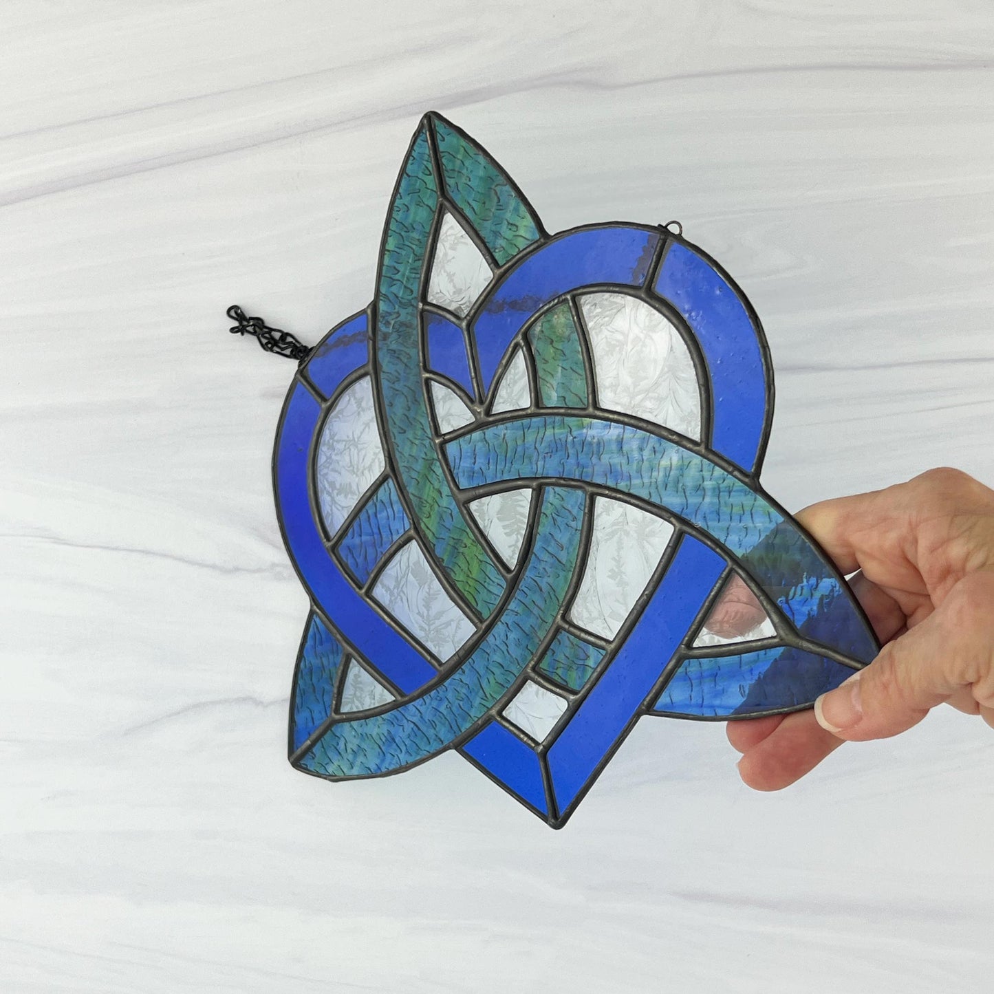 Celtic Triquetra Heart (Celtic Sisters Knot) Suncatcher - Blue/Green