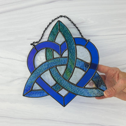 Celtic Triquetra Heart (Celtic Sisters Knot) Suncatcher - Blue/Green